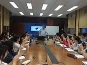 Babel主编Frans De Laet教授为员工上口译示范课1